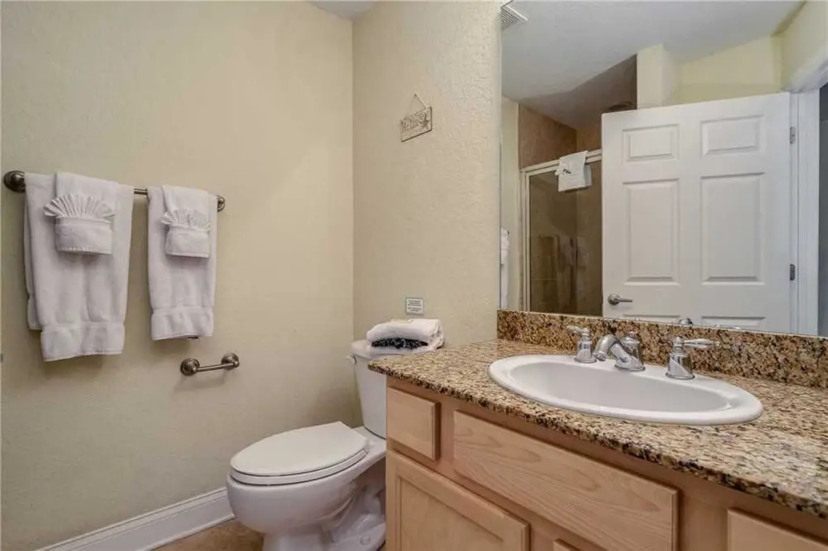 209 - Palms of Treasure Island