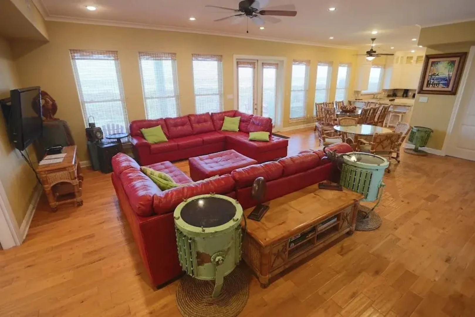 The Ritz Of Crystal Beach 6 Bedroom Home by RedAwning