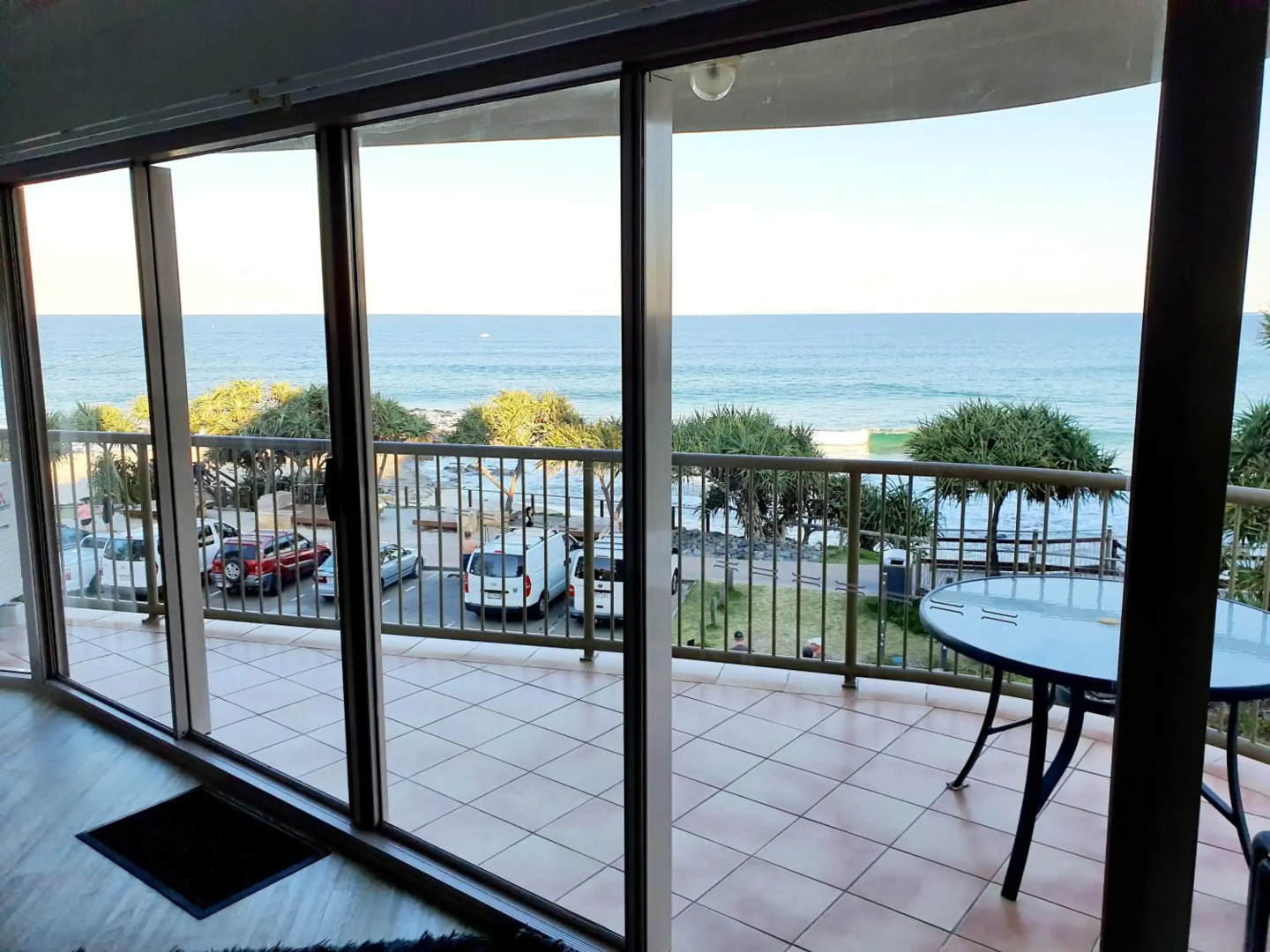 Pandanus Shores Kings Beach