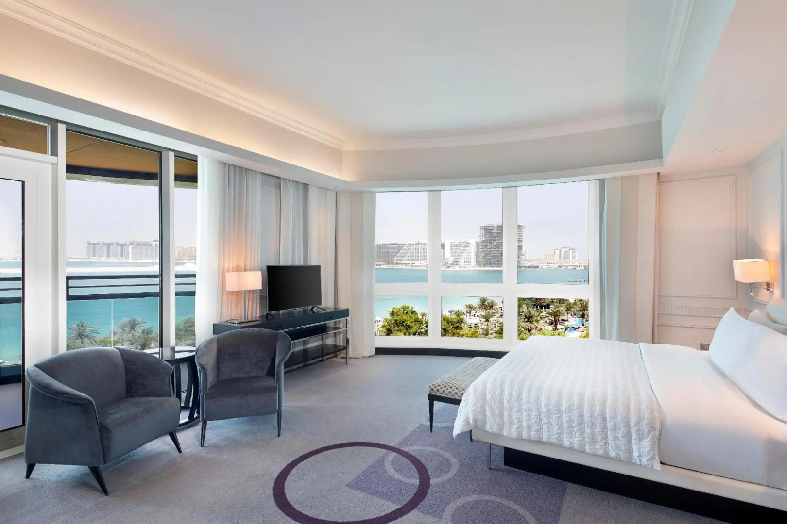 Отель Le Méridien Mina Seyahi Beach Resort & Waterpark