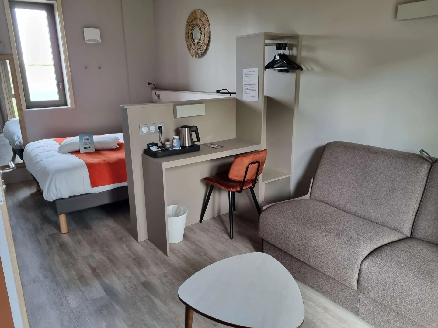 Kyriad Angoulême Nord Champniers - Hôtel & Résidence