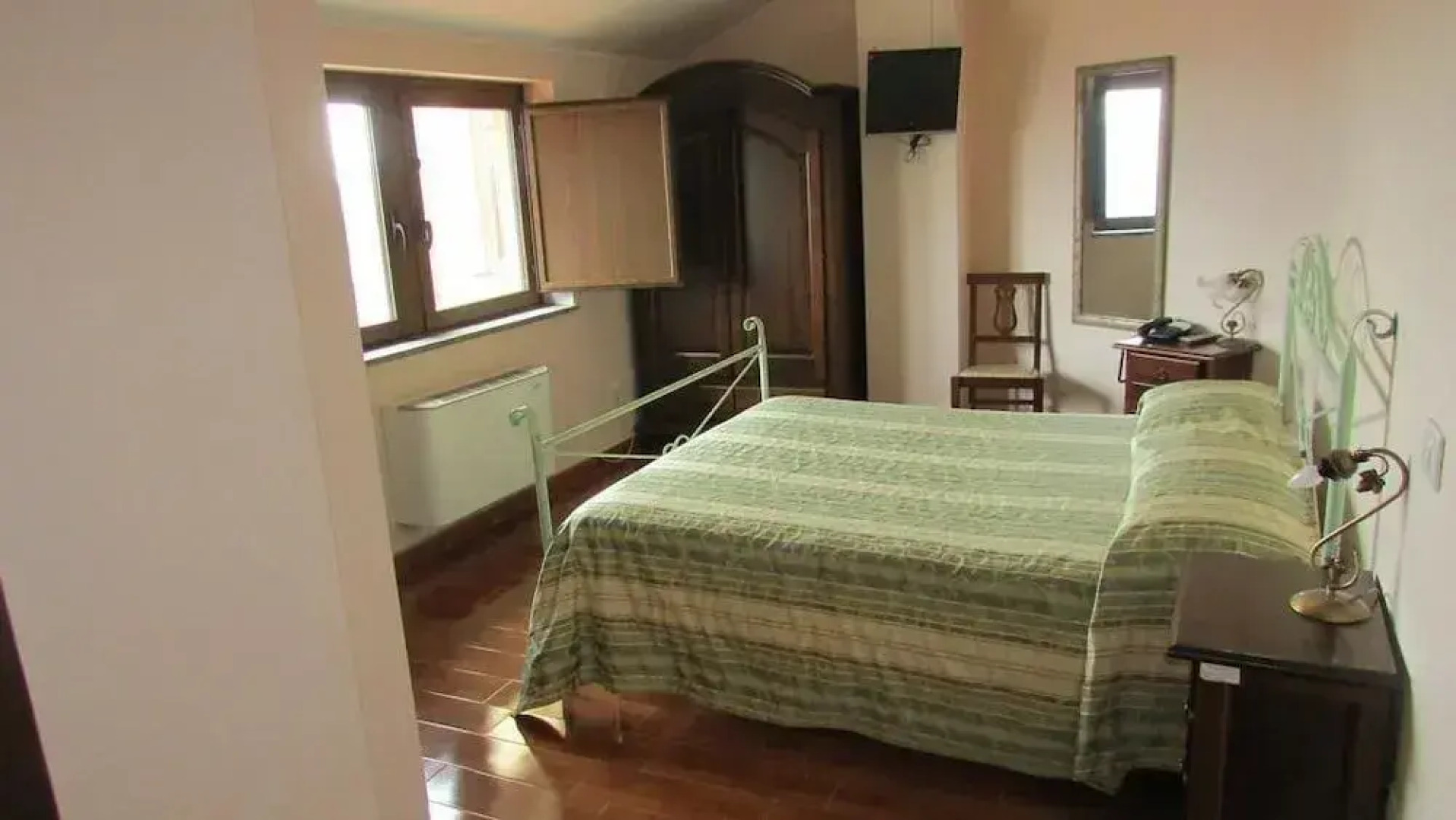 Al Palazzetto Set Fair