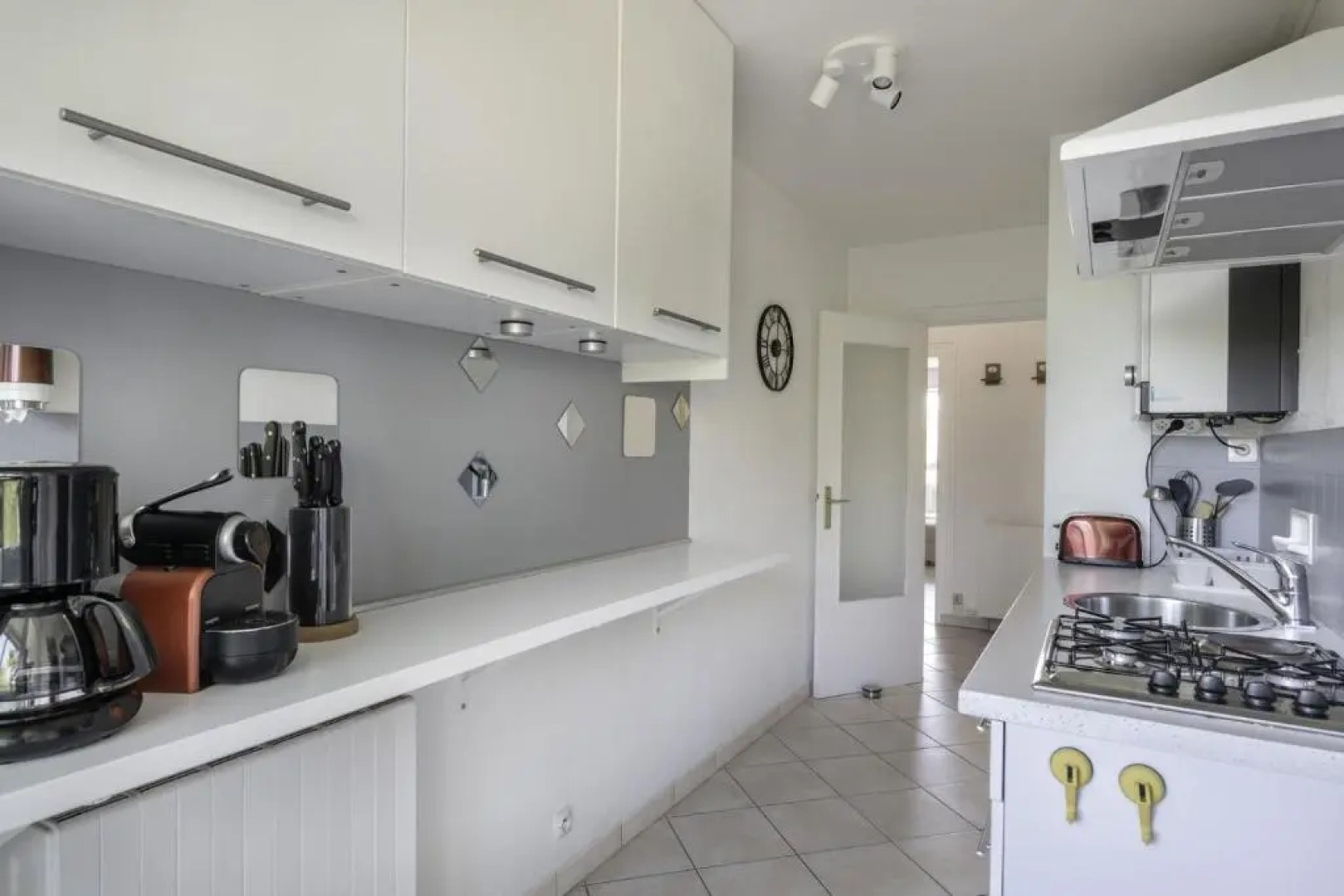 Séjour à 4 ou 6 avec vue sur la marina