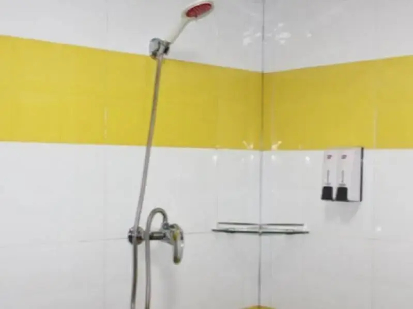 Kunlun Leju Business Hotel Zhengzhou Medical College