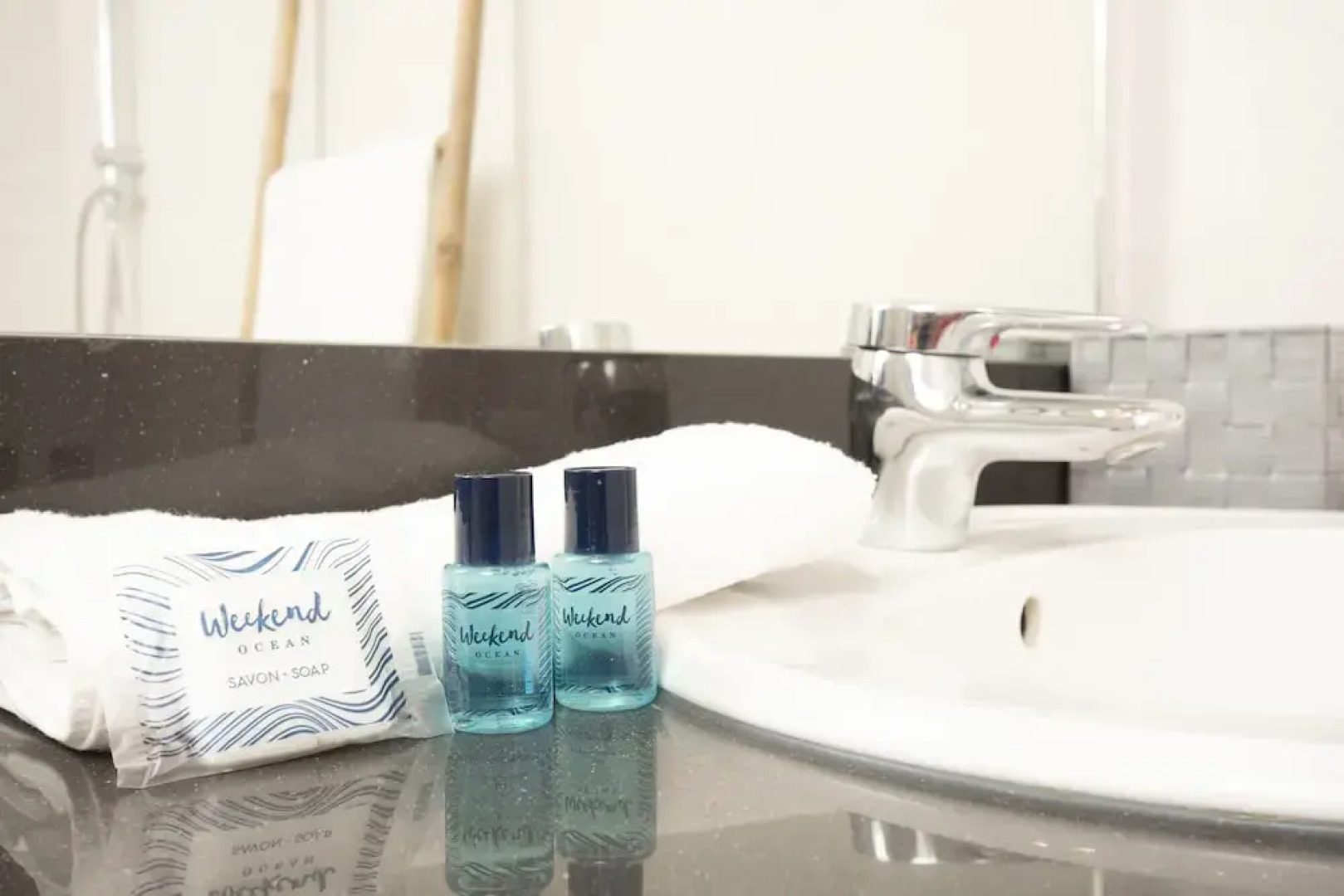 T4 CozyLodge 70m2 - Rénové – 10’ de l'aéroport