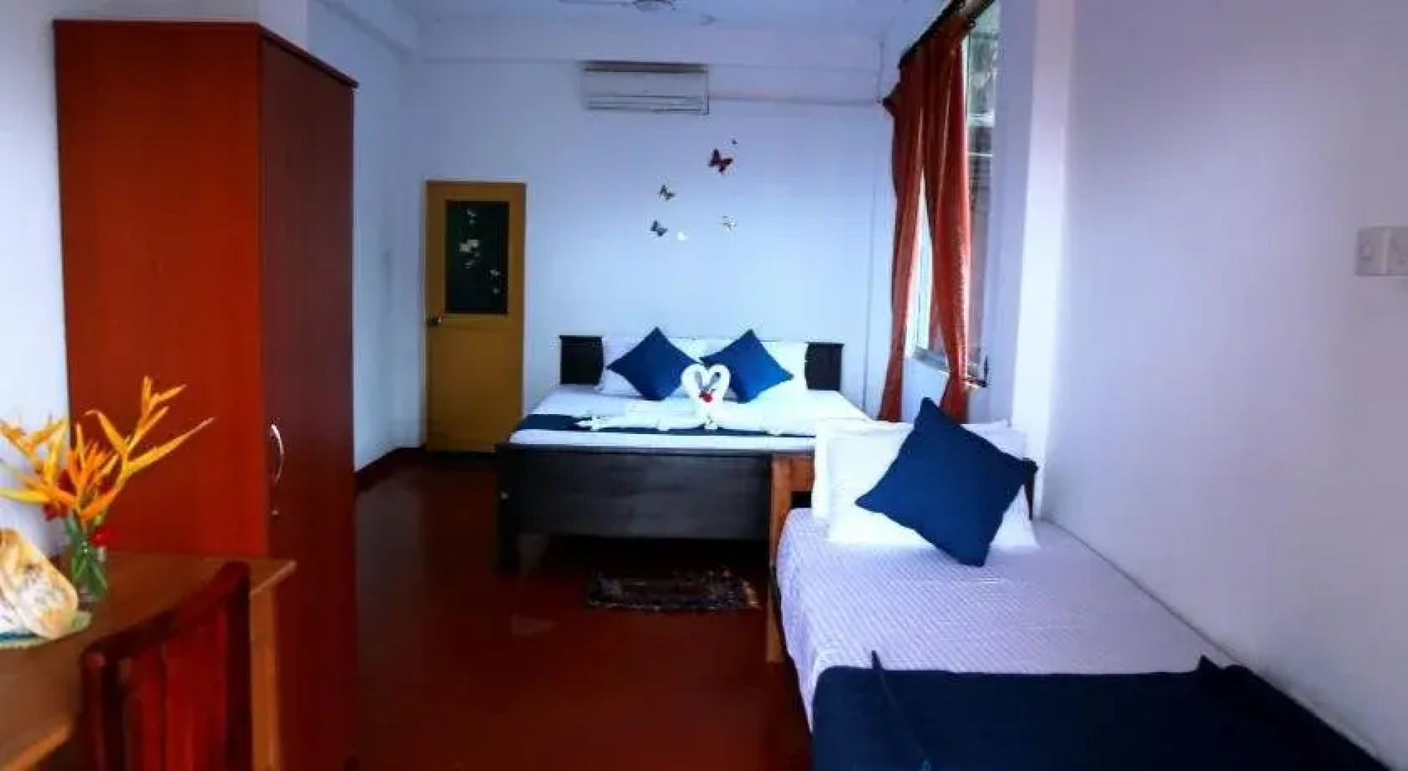 Golden Surfer Beach Hotel