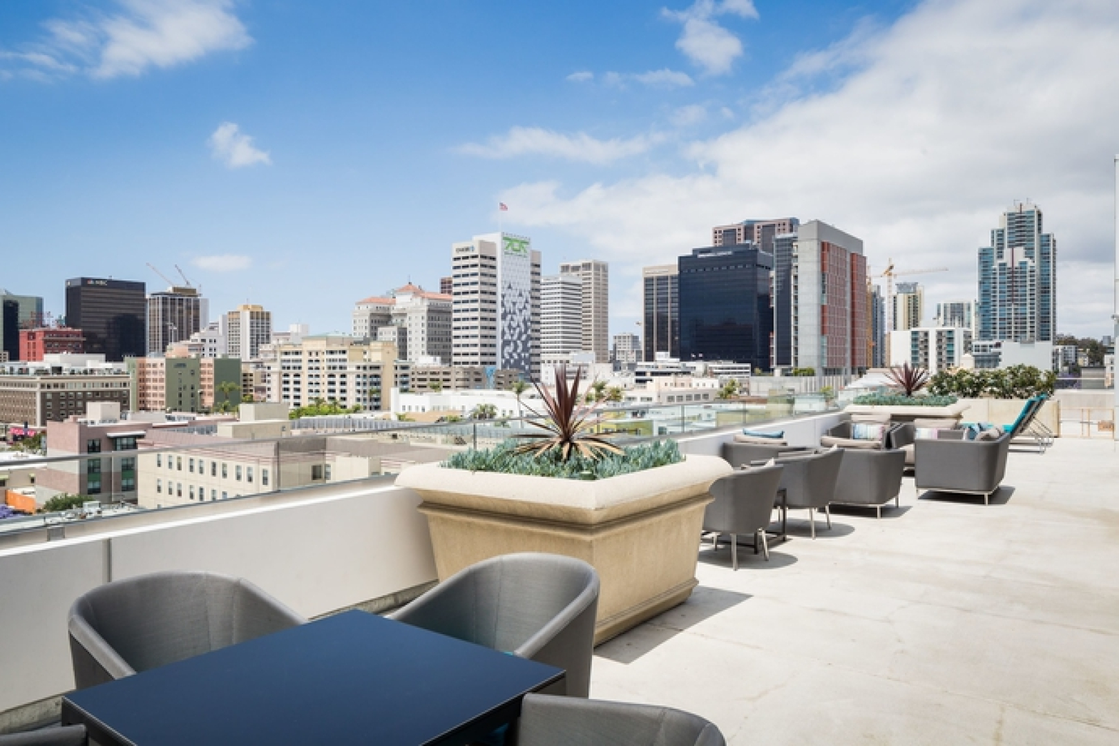 Stay Alfred on 10th Avenue