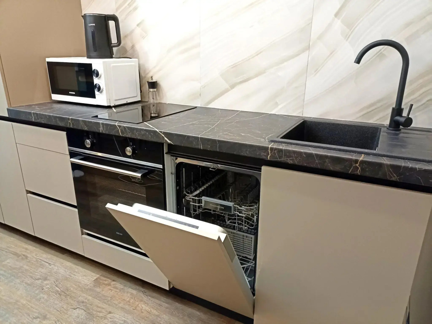 Апартаменты Все в гости на ул. 10 августа д. 87