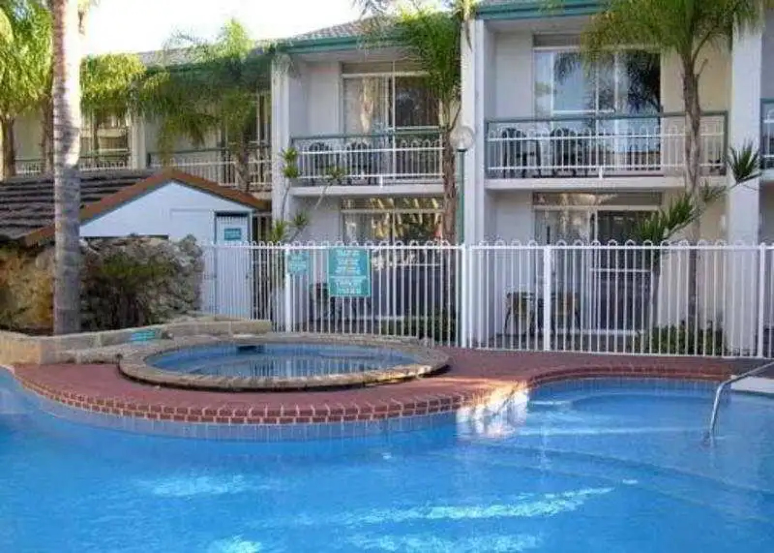 Mandurah Motel and Apartments