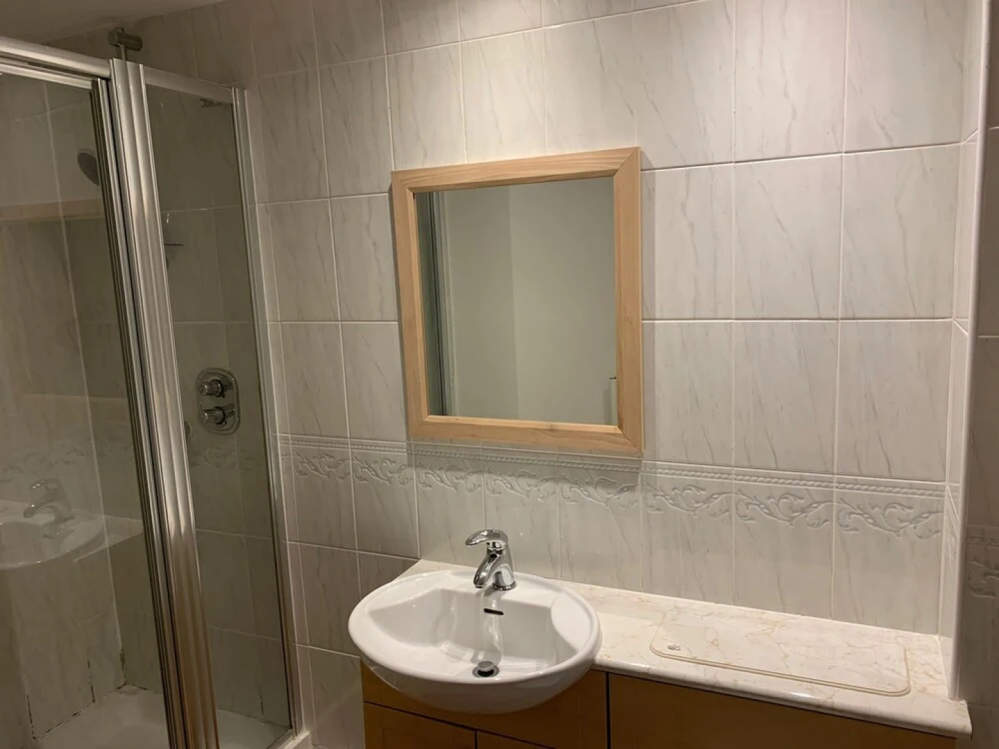 Royal Oak Apartment in Manchester Central Location