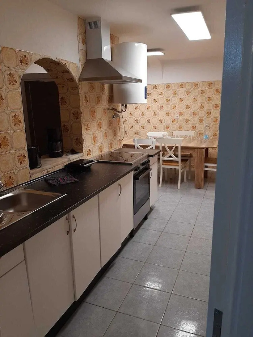 Lagoa 5 bed house- Red Ba Accomm UK