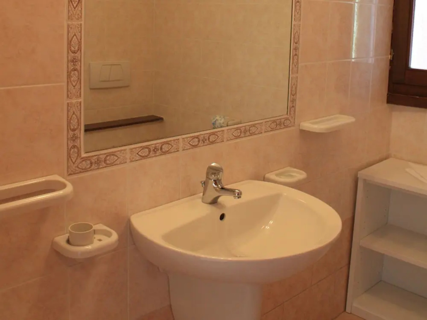 Well-kept Apartment With AC on Isola di Albarella