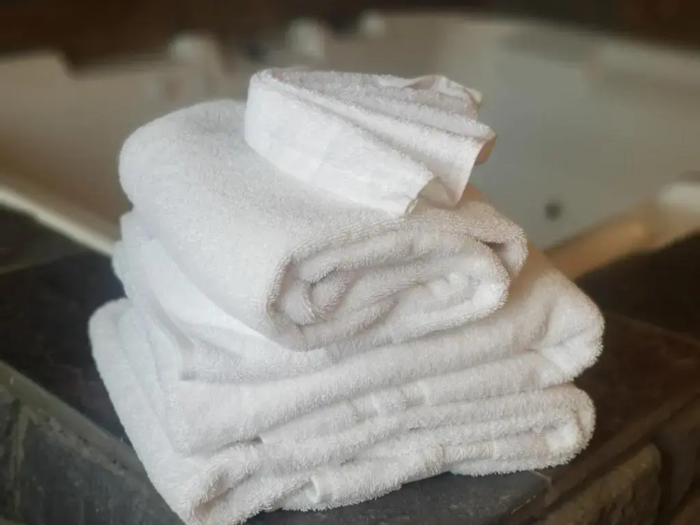 Rodeway Inn & Suites Fireside Lodge