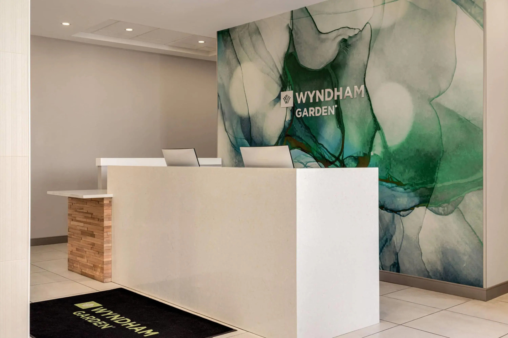 Wyndham Garden Atlanta Airport