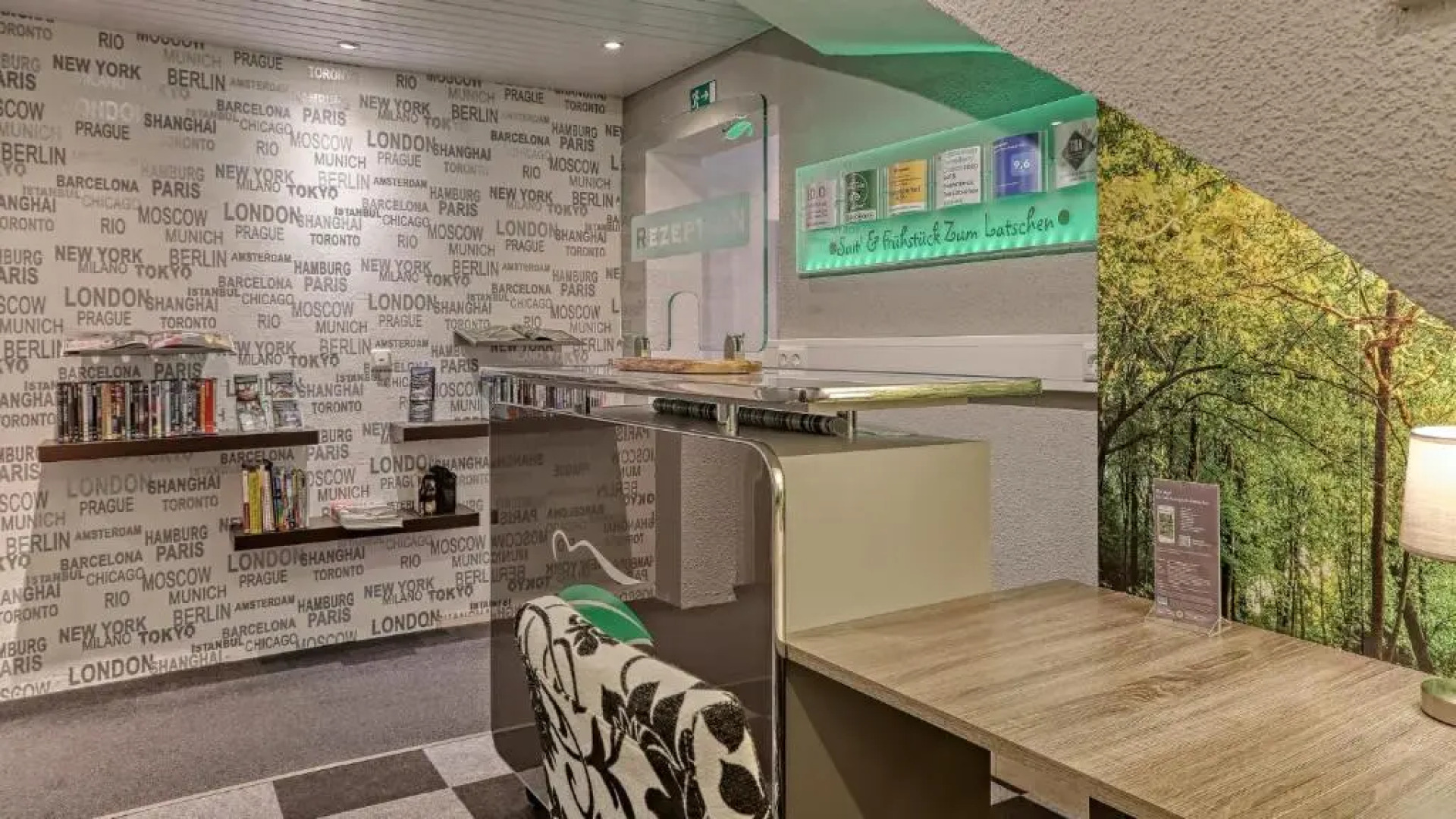 Suit & Frühstück zum Latschen