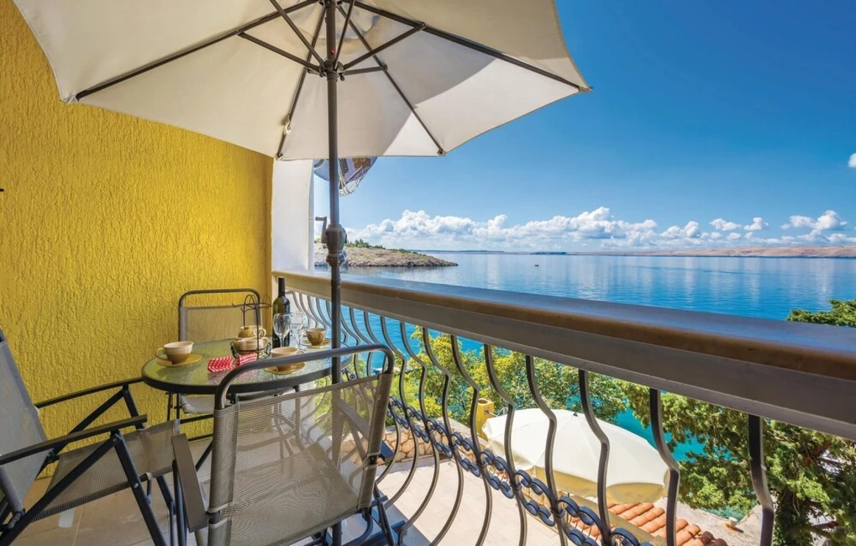 Beautiful Apartment in Baric Draga With 1 Bedrooms and Wifi