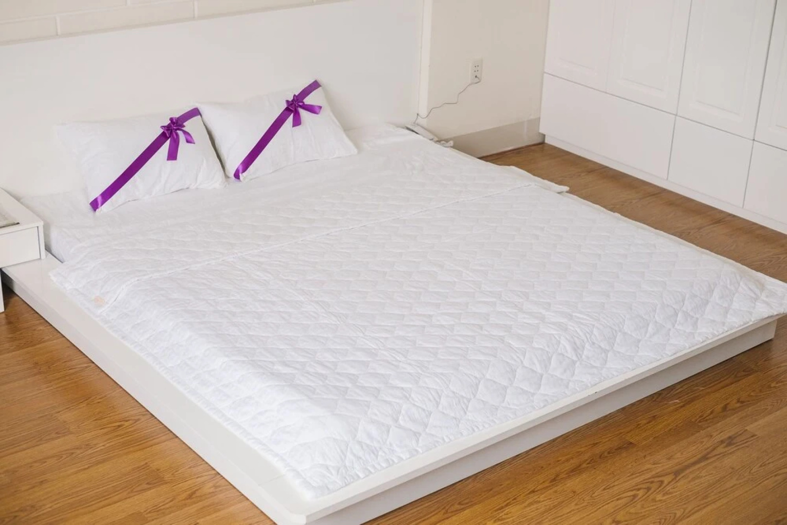 White Hotel - Hostel