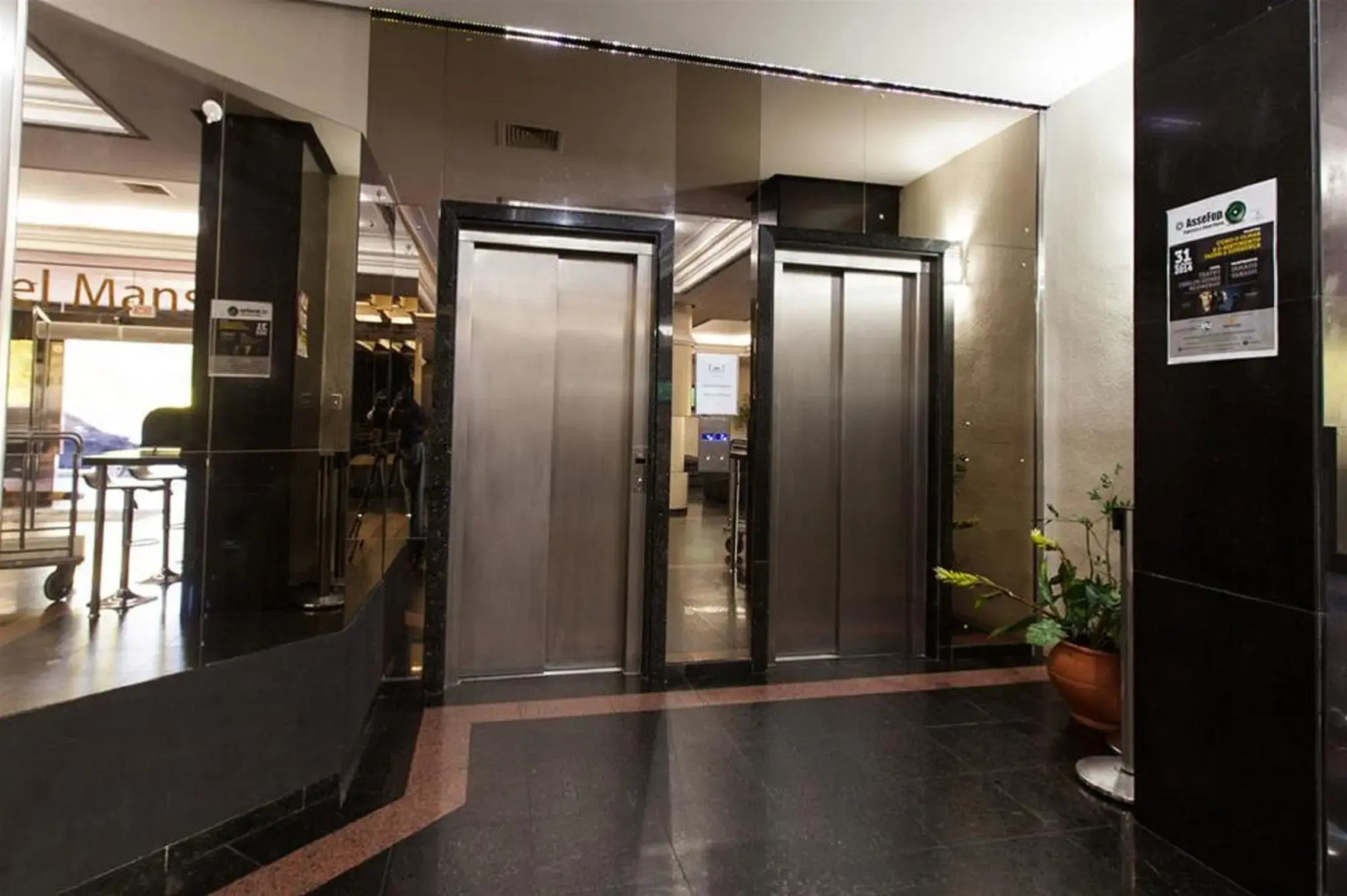 Hotel Mansiones