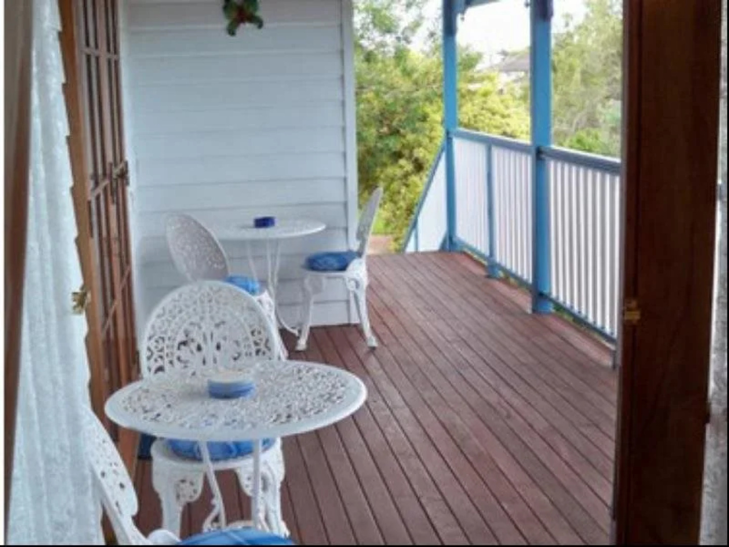 Johnstones on Oxley Bed & Breakfast