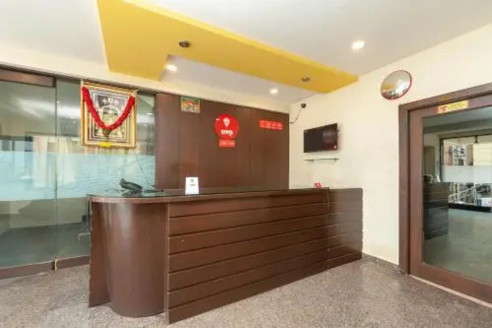 OYO 22674 Vintage Inn