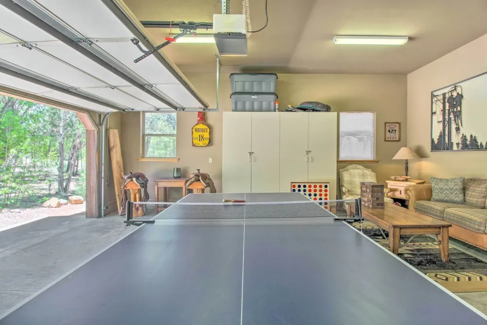 Deck, Grill & Fire Pit: Spacious Show Low Hideaway