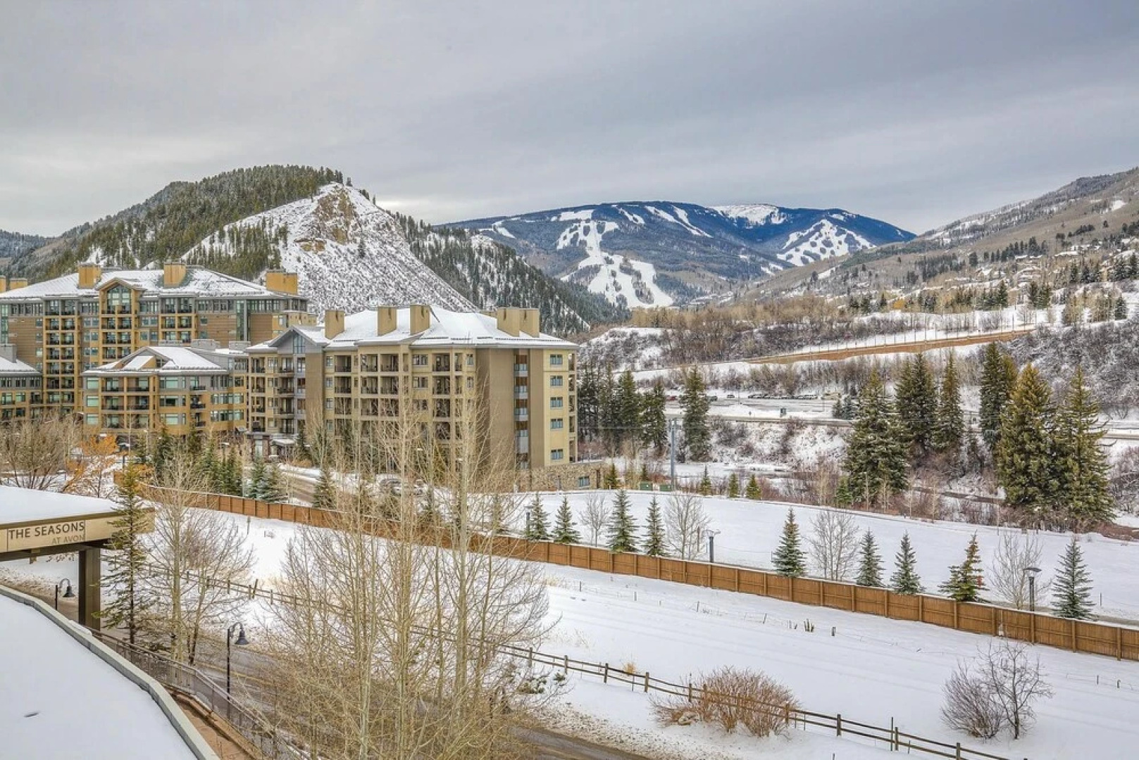 Condo - Walk to Gondola, Sleeps 7