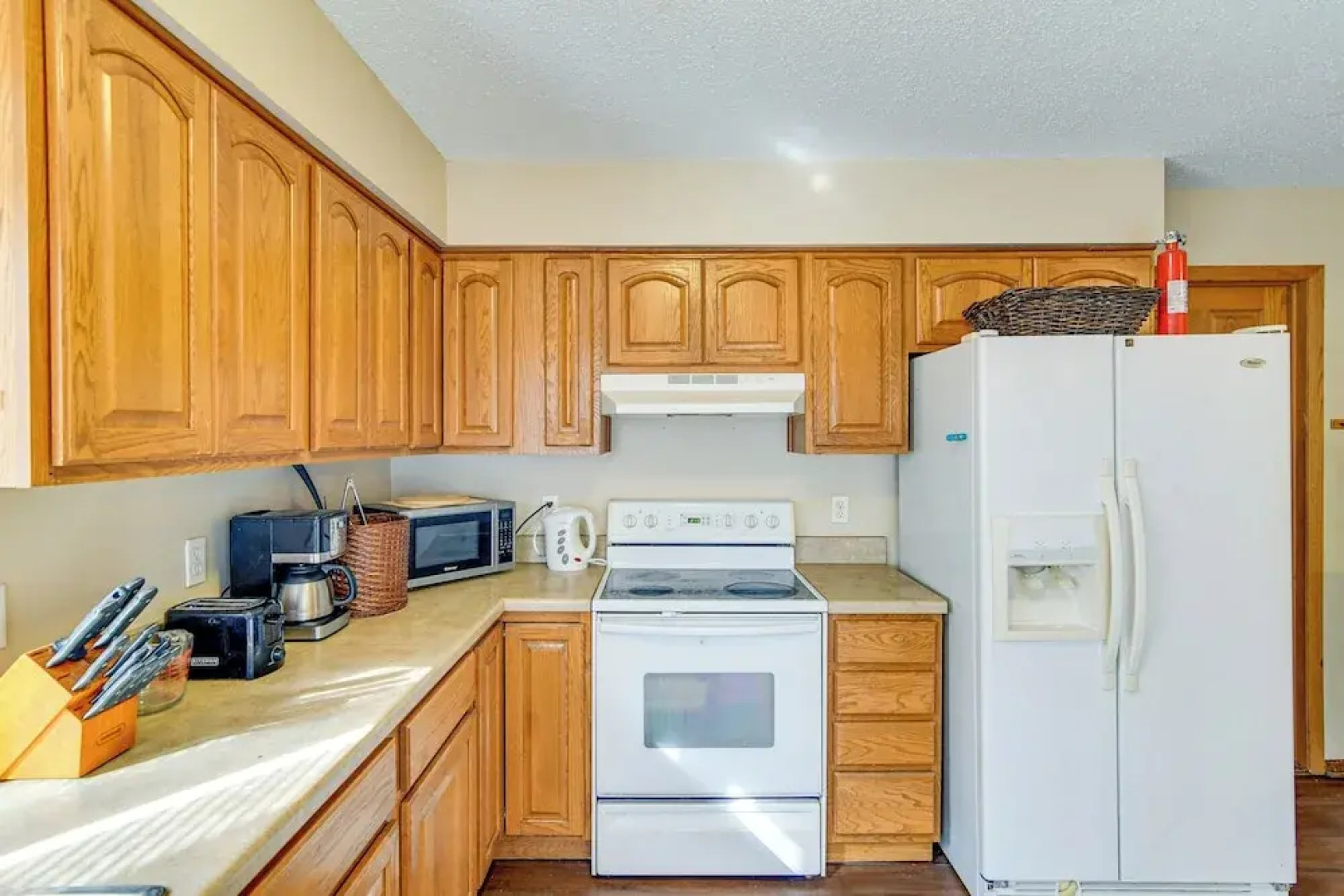Pet-friendly Urbandale Home ~ 8 Mi to Des Moines!