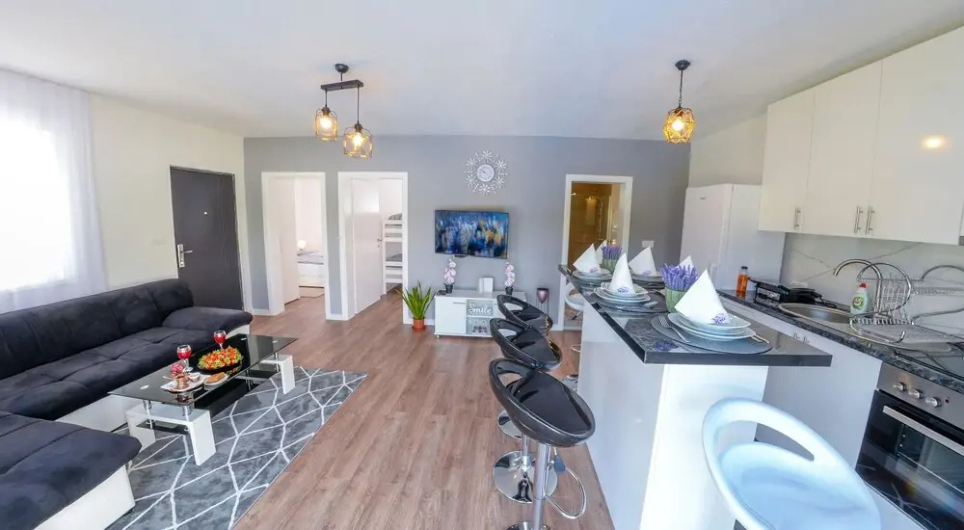 Sweet Retreat-Buna Riverside with pool