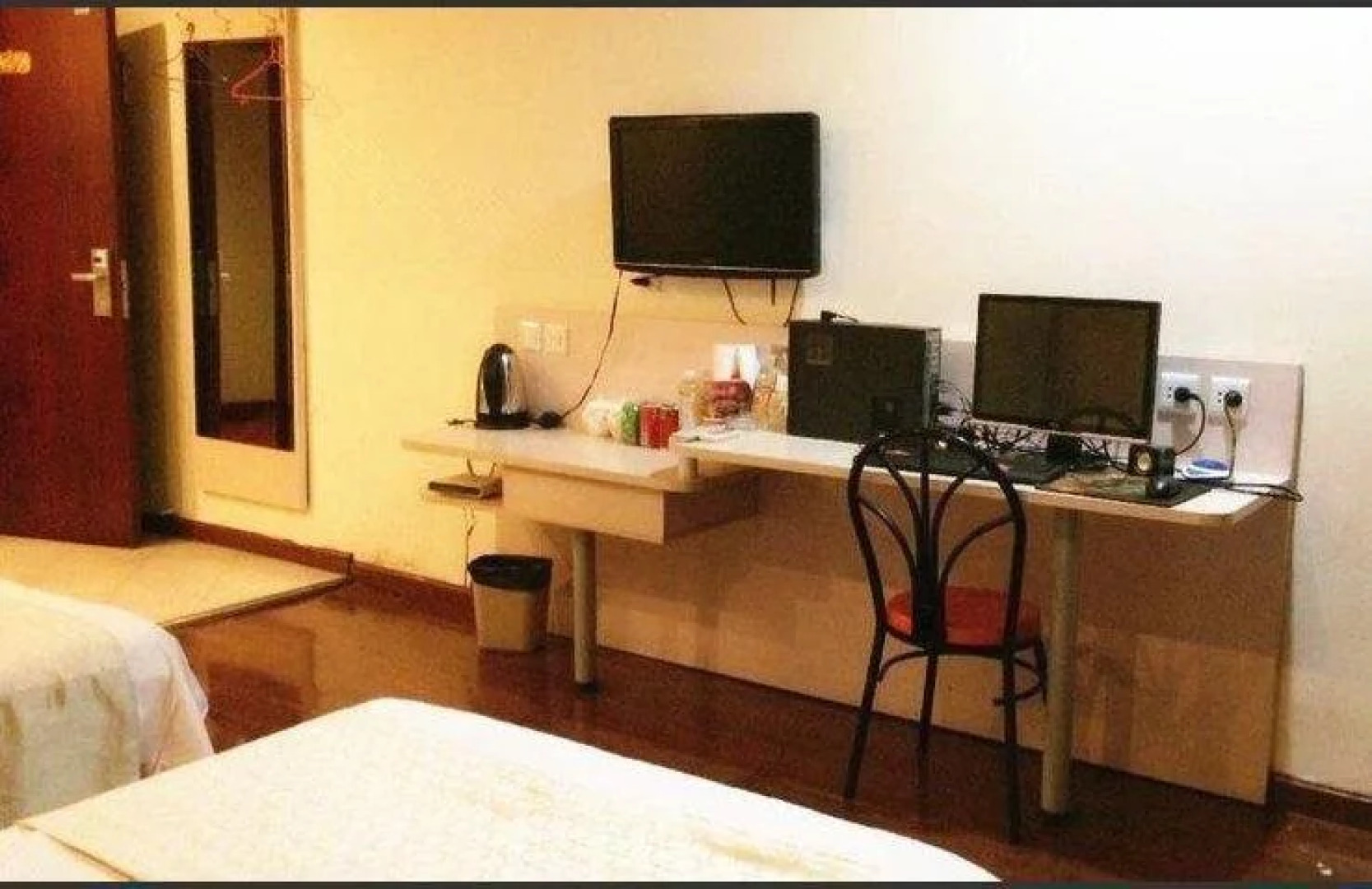 Jiangnan Mingjing Hotel