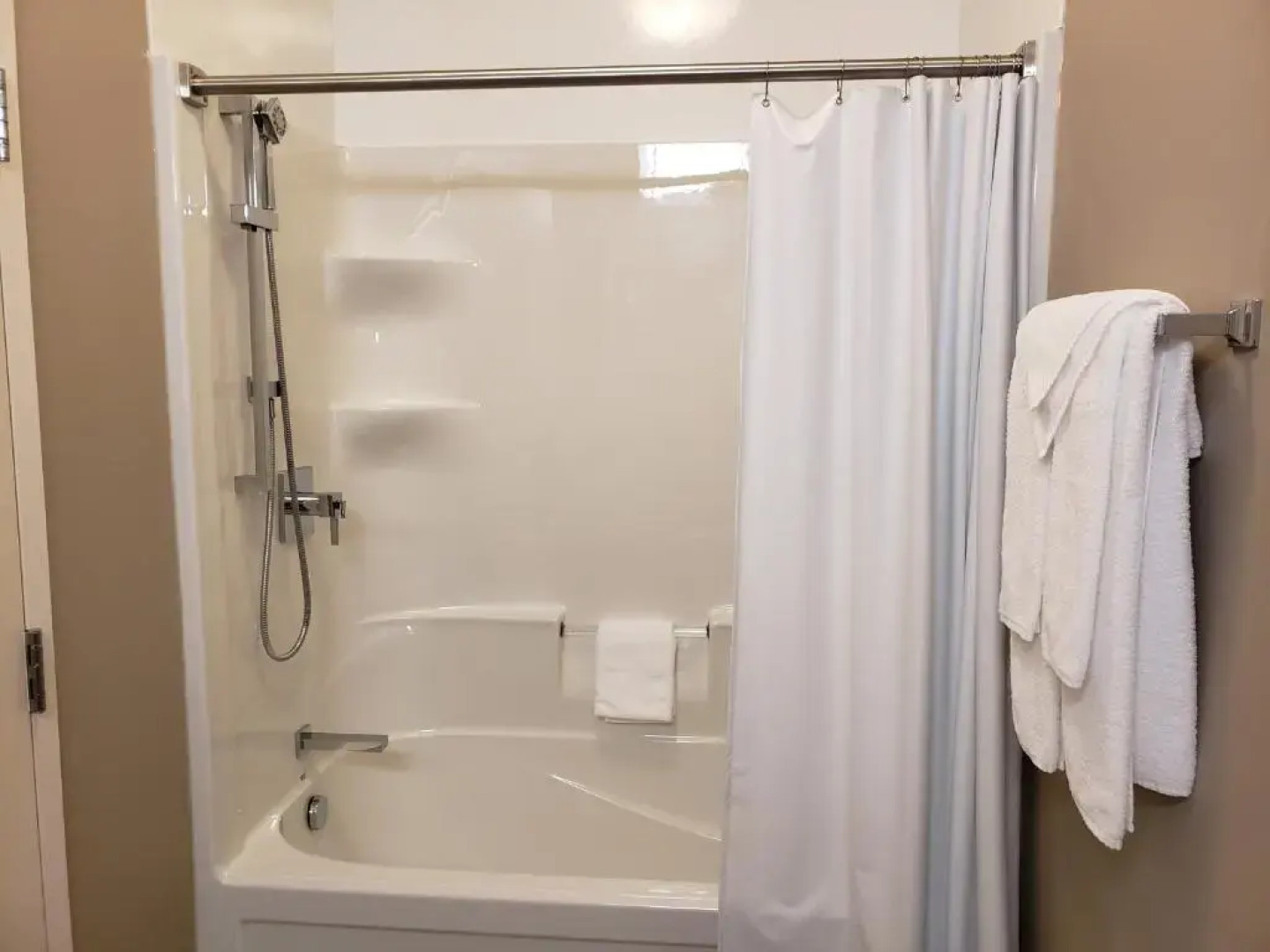 Super 8 Mont Laurier