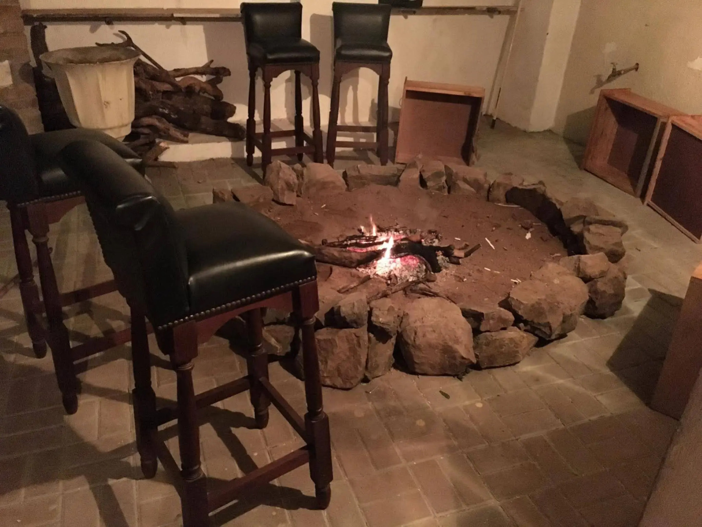 Wanderlust Adventures - Hostel/Backpacker