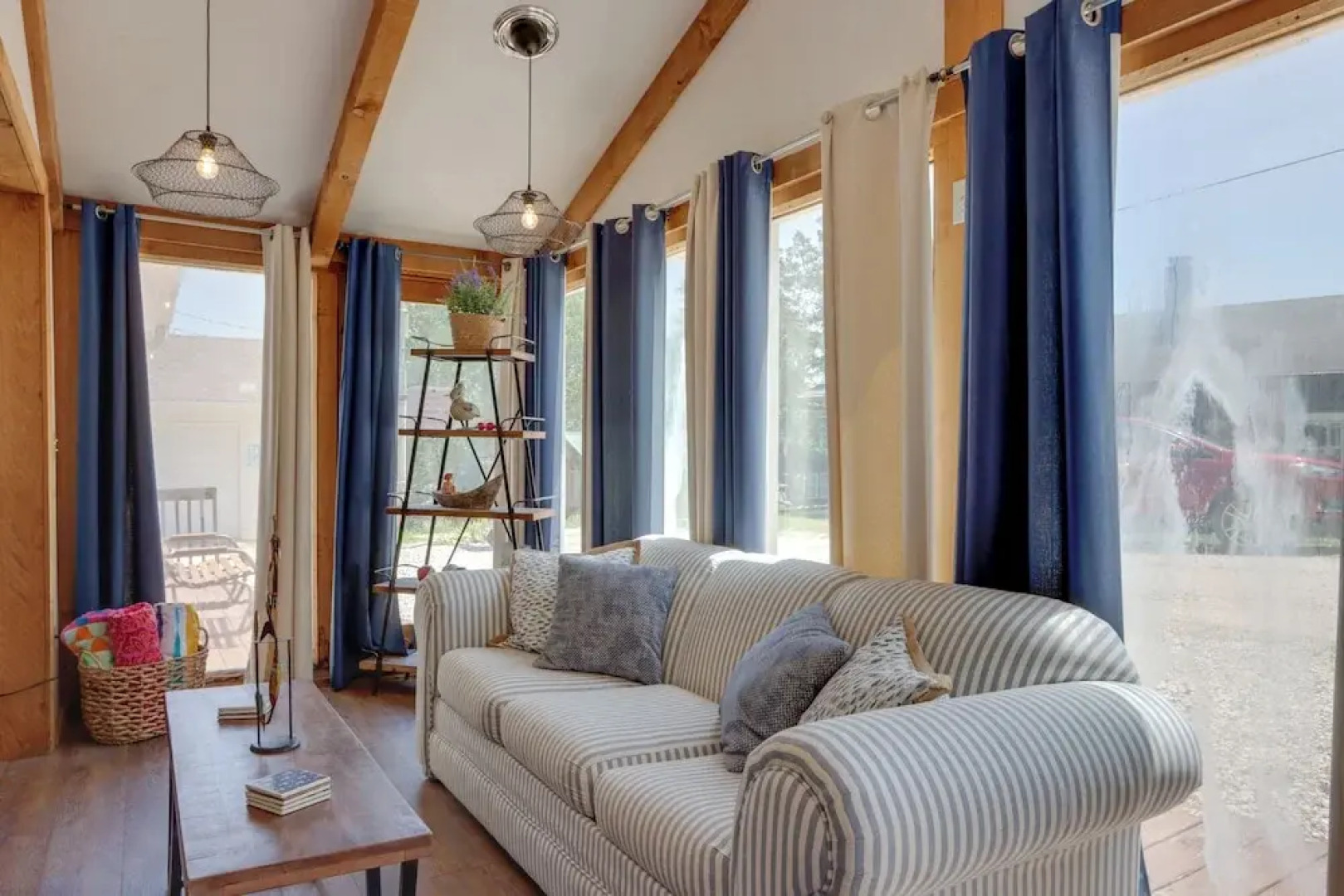 Lakefront Missouri Vacation Rental w/ Dock & Slip!