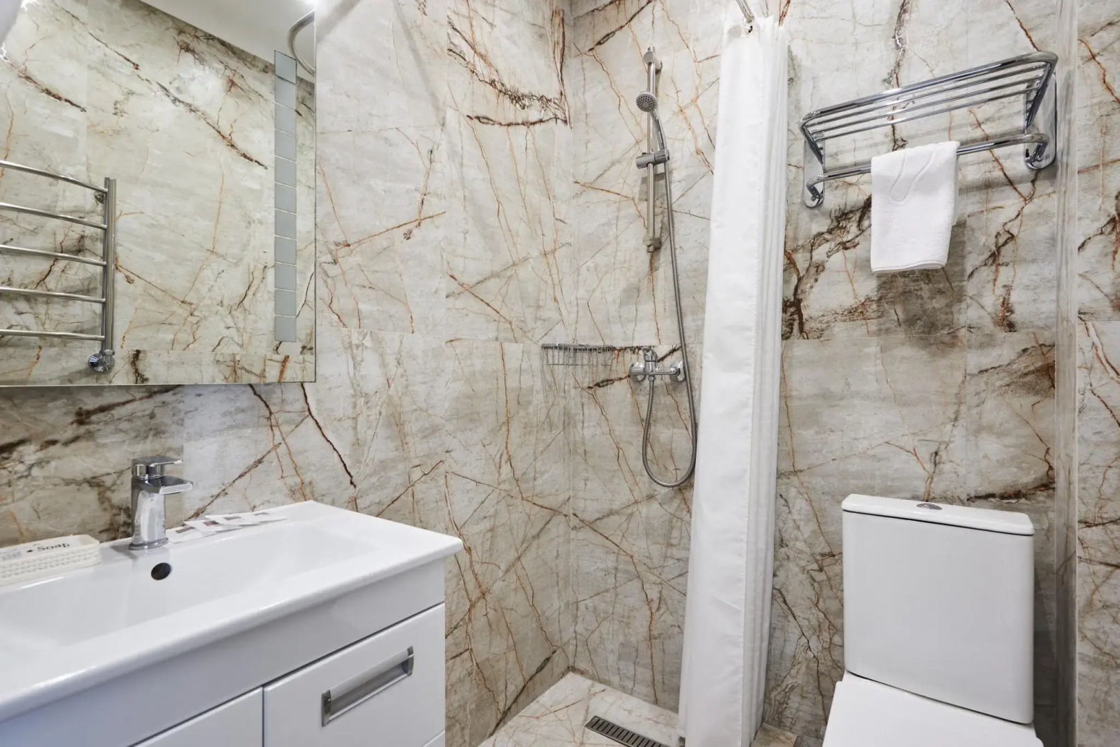 Эмилия by Sun City Hotels (Эмилия бай Сан Сити Хотелс)