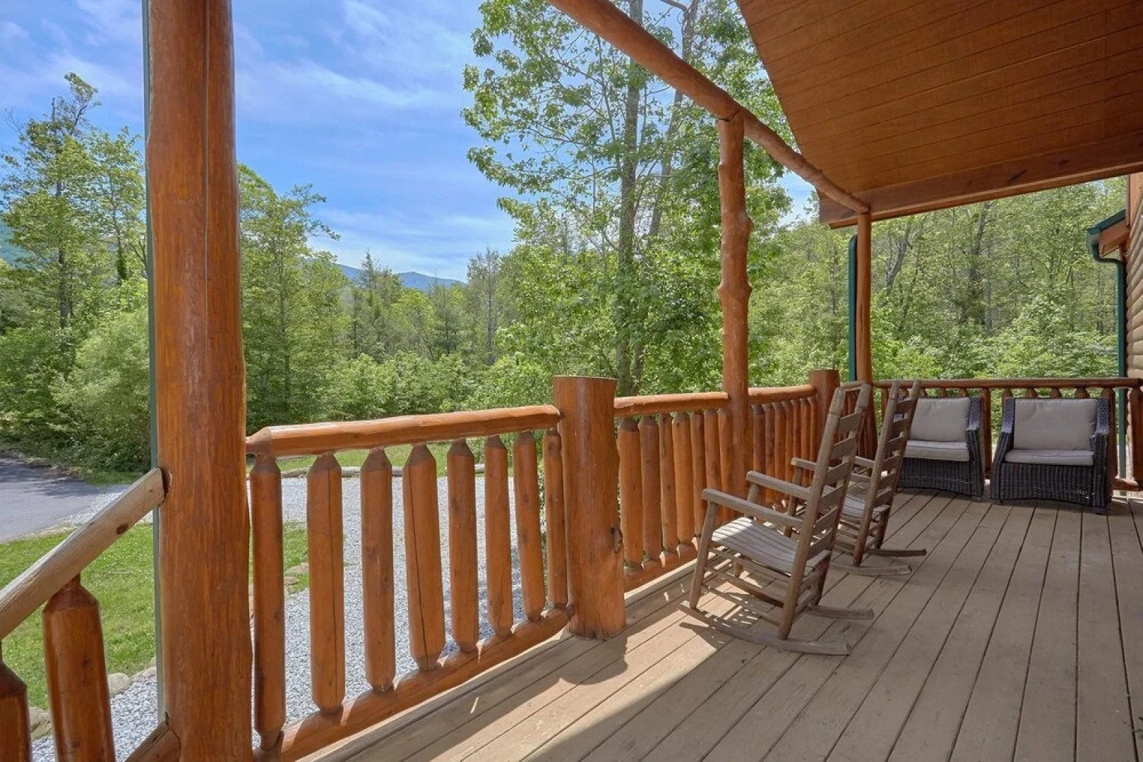 Uwoduhi Pool Lodge Apartment 6