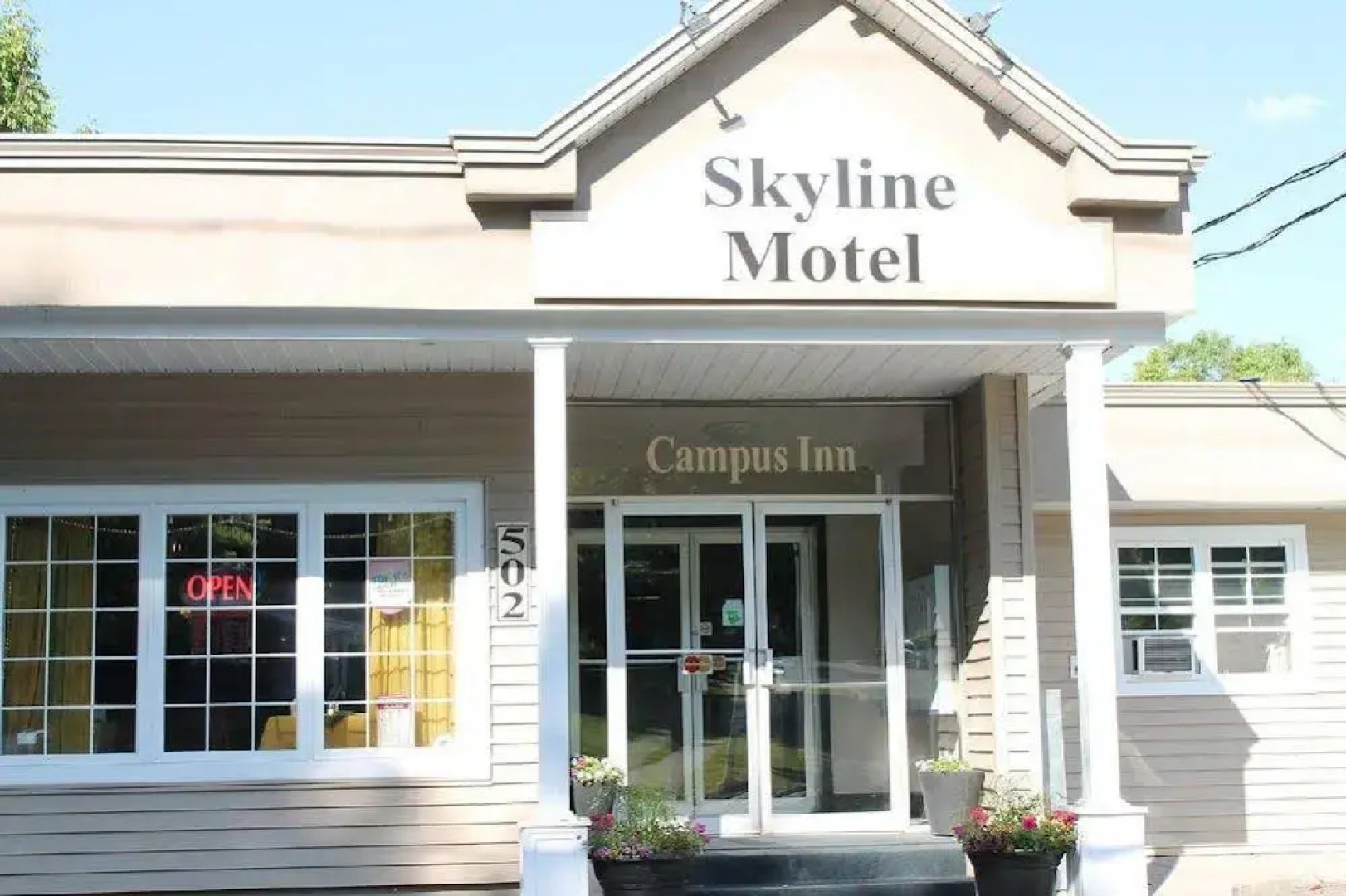Skyline Motel & Campus Inn