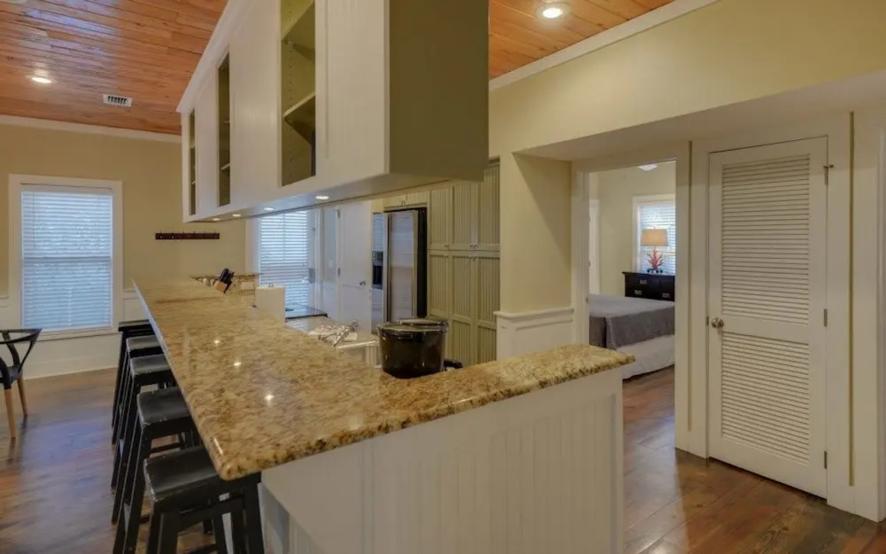 MCBTS18 Wisteria - Three Bedroom Cottage