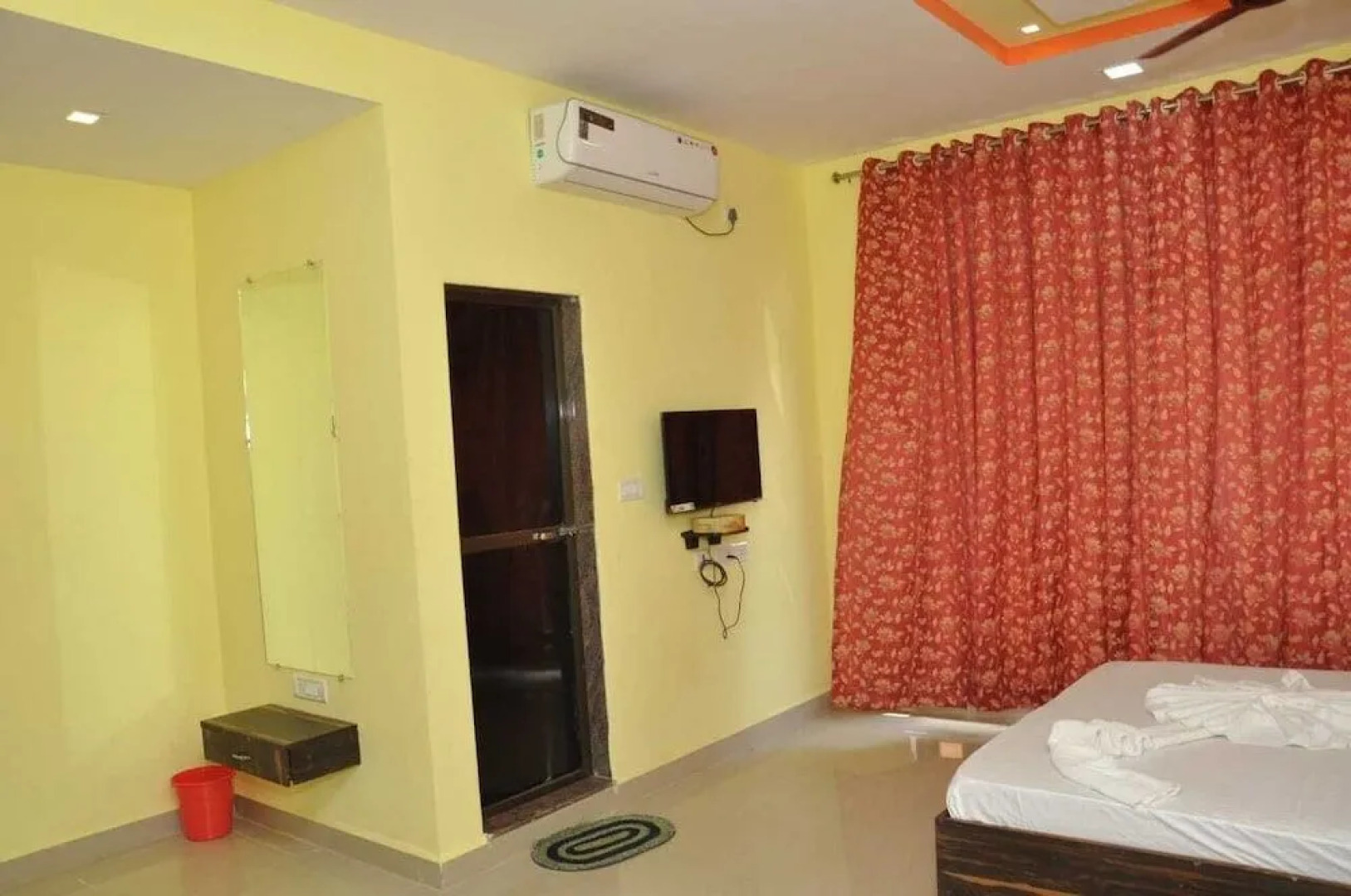 Hotel Pride Residency