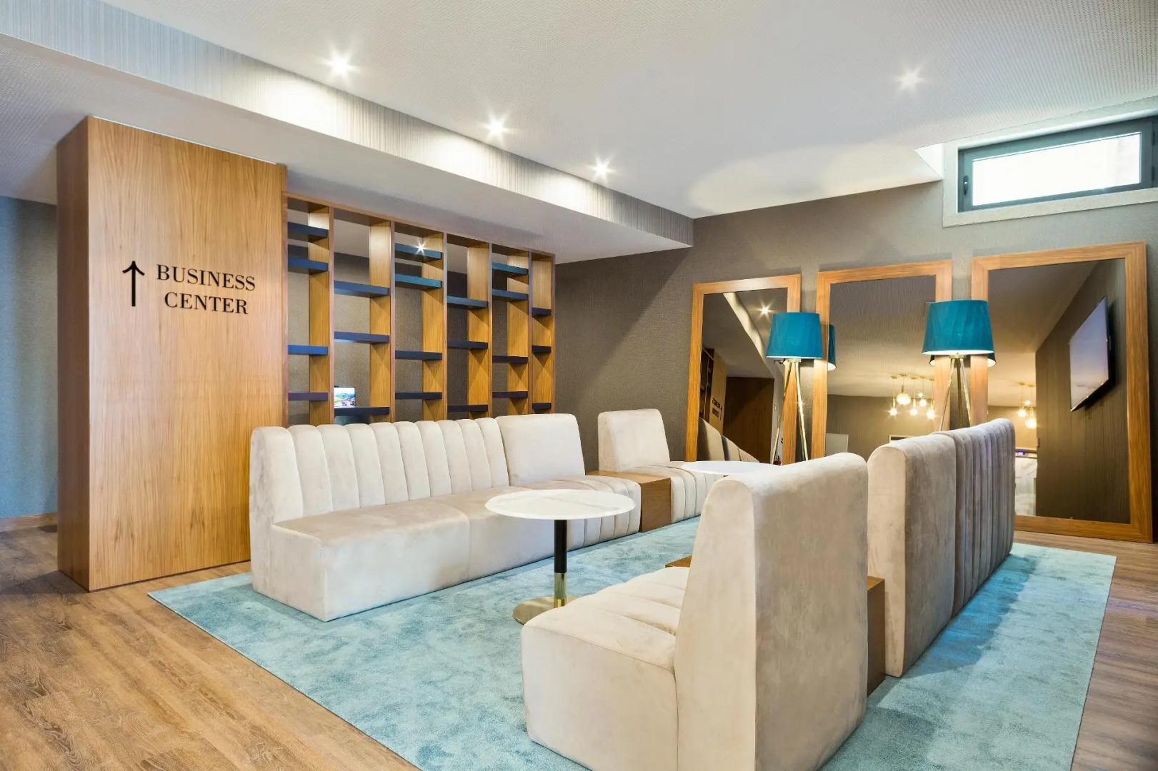 Hotel Acta The Avenue