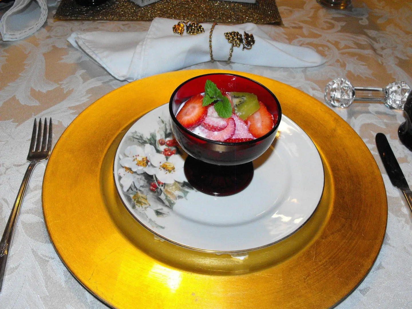 The Queen, A Victorian Bed & Breakfast