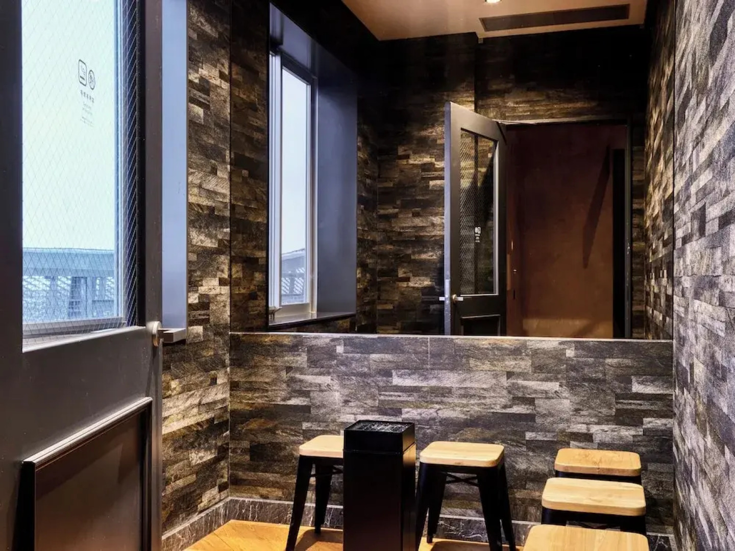 IN THE LIBRARY hotel and books TOKOROZAWA