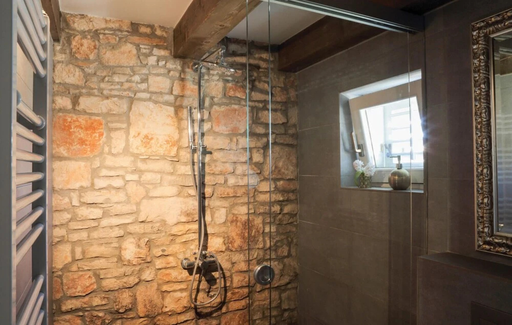 Stunning Home in Liznjan With Sauna, Wifi and 4 Bedrooms