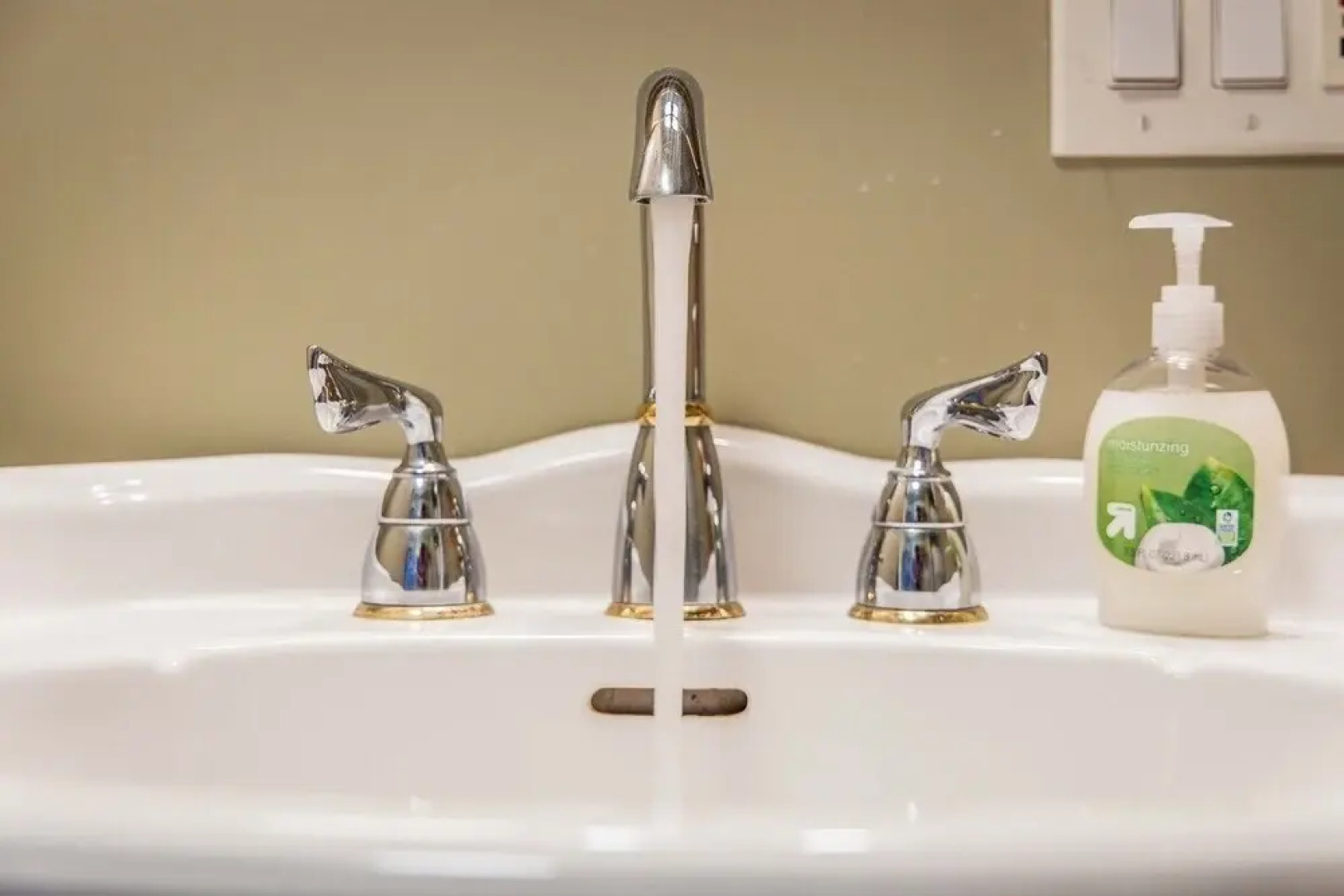 Cozy Fremont Studio With King Bed