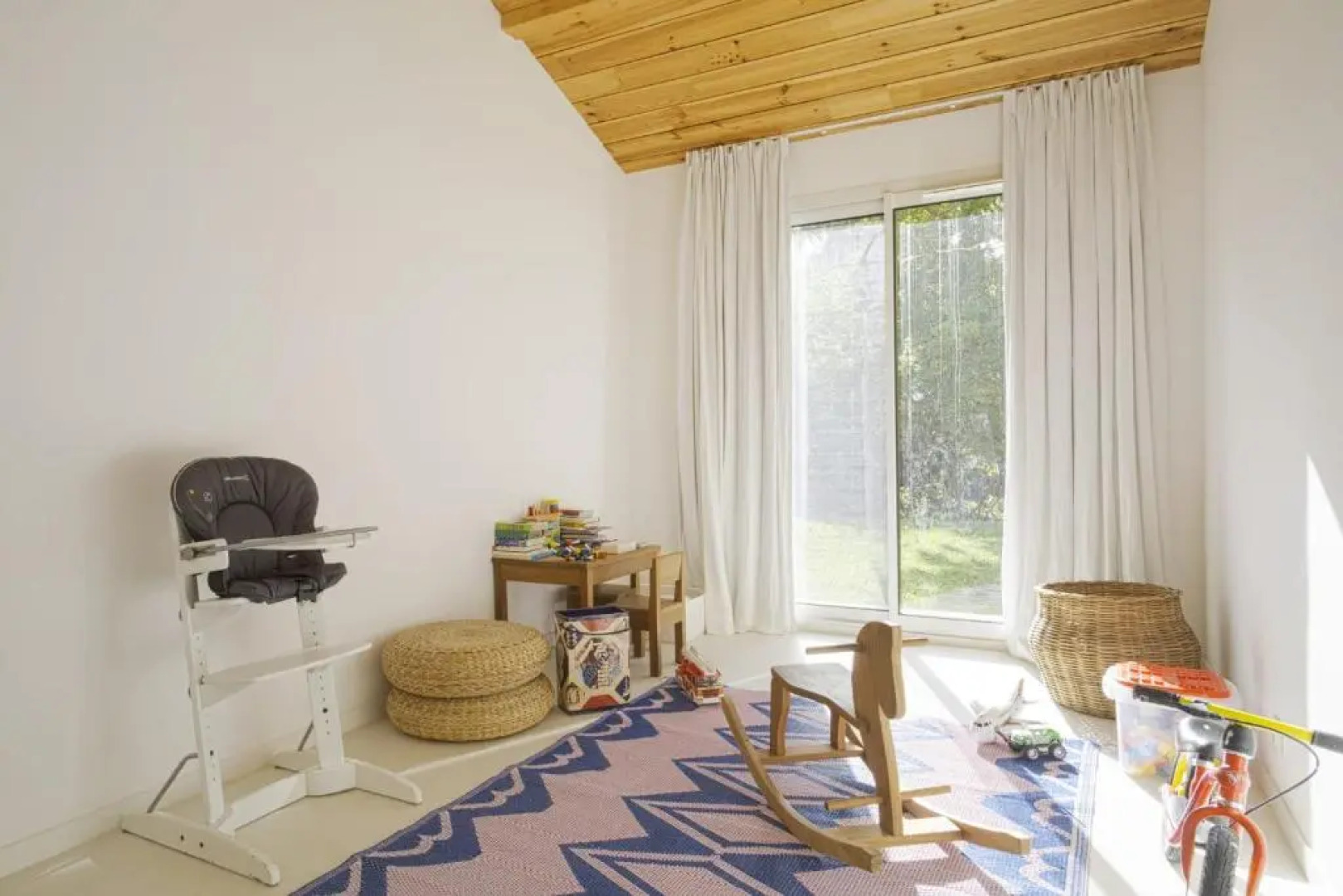 Large and bright house with pool in the middle of nature in Orx - Welkeys