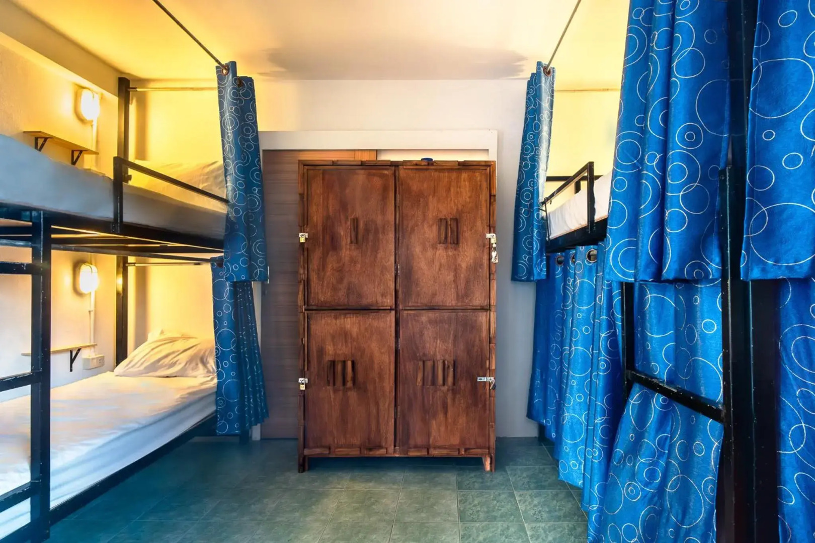 See Sea Backpackers House Hostel