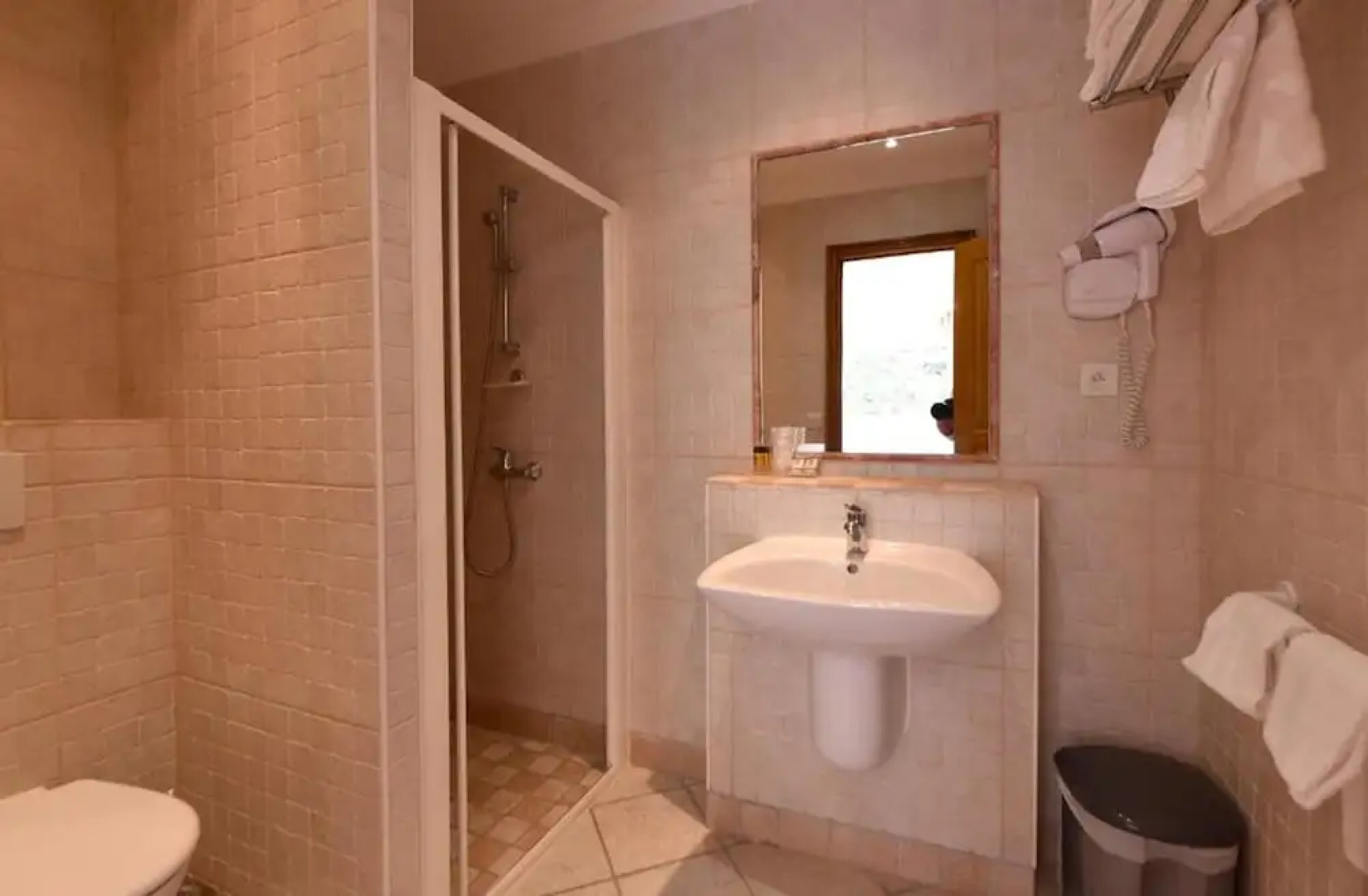 Hôtel Arena Restaurant Le Refuge