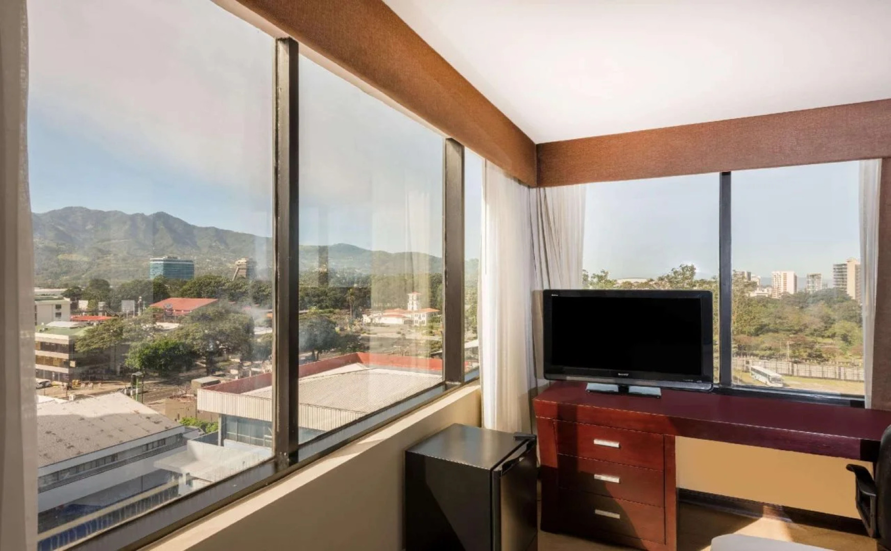 Tryp San Jose Sabana