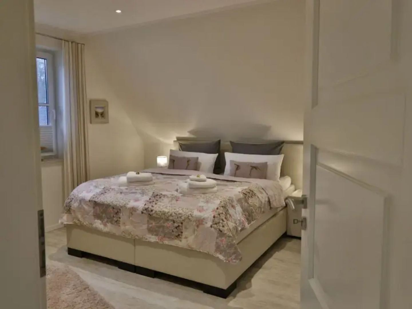 Herring Gull Modern Retreat