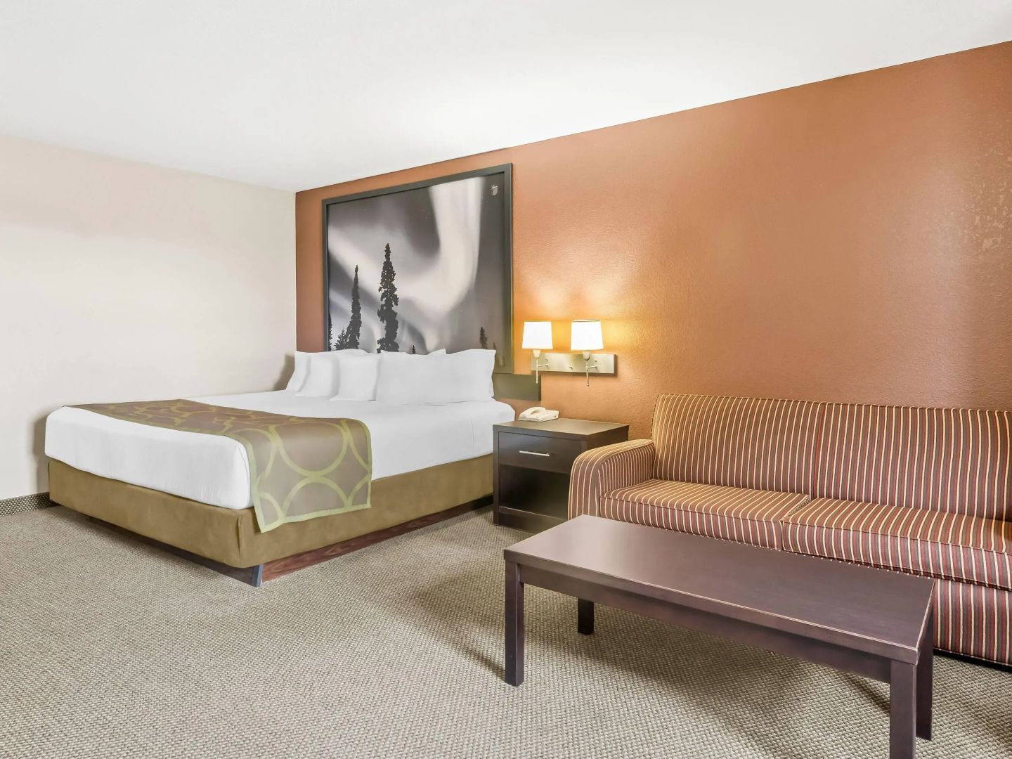Super 8 by Wyndham Meadow Lake