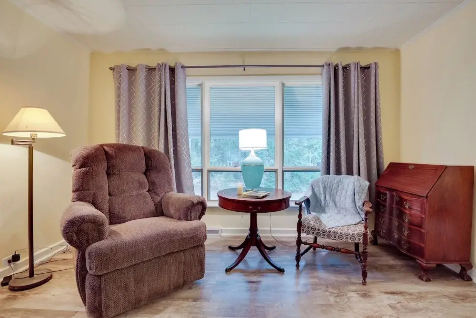 Peaceful Saint Germain Home w/ Fire Pit!