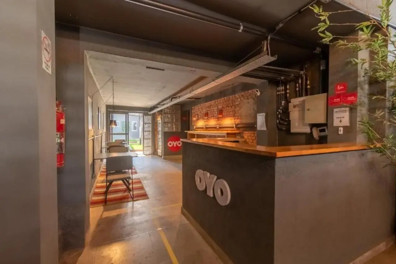 Oyo Hotel Massimo Brooklin